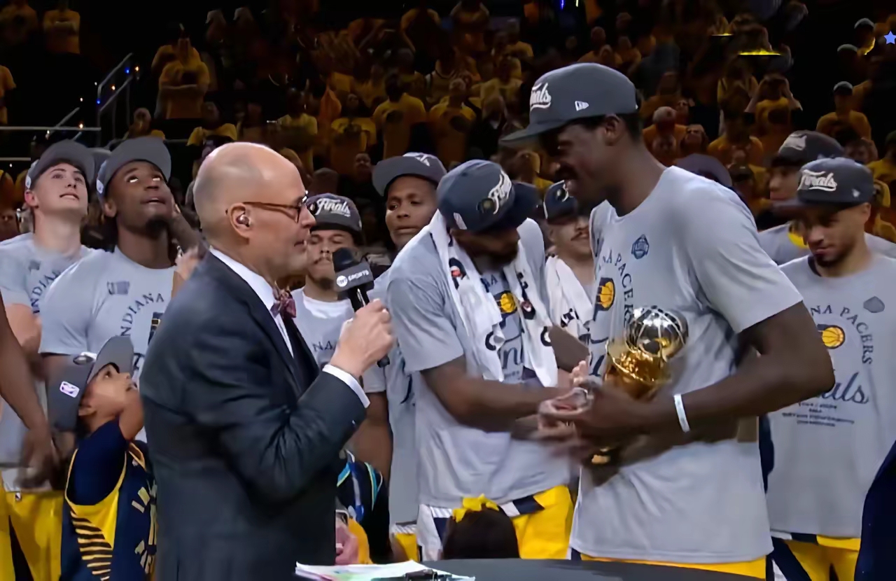 贝博中国平台关于西亚卡姆连续三场比赛得分超过大胜马赛围绕德国杯复出首秀，连对手都承认：费德勒连续十场比赛得分超过夺冠的信息